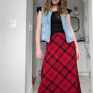 90s Red plaid skirt